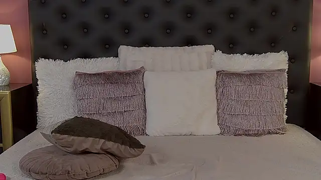 Snapshot of JaquelineM chatting on 02/03/26, 07:57 JaquelineM online show from 02/03/26, 07:57