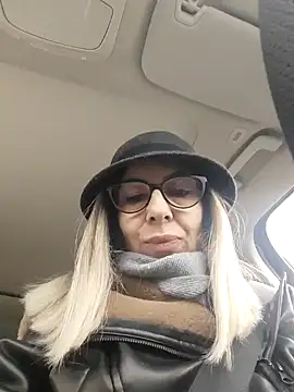 SukyGirl online show from 12/21/24, 07:13