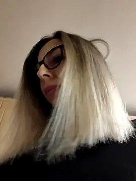 SukyGirl online show from 01/03/25, 05:28