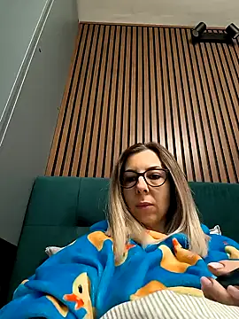SukyGirl online show from 01/17/25, 12:31