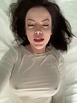 Snapshot of AylaRed chatting on 03/17/25, 01:08 AylaRed online show from 03/17/25, 01:08