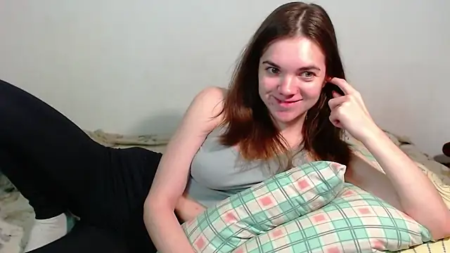 SallyMkn online show from 03/27/26, 05:56