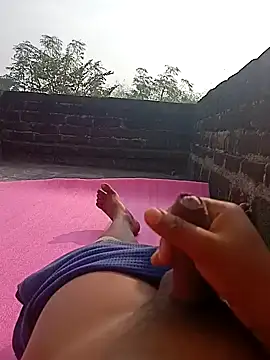 Tanker 95 online show from 12/25/24, 03:40