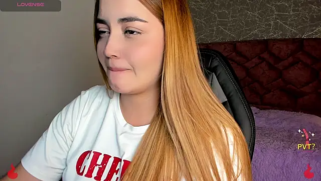 Lucia star   online show from 01/25/25, 10:28