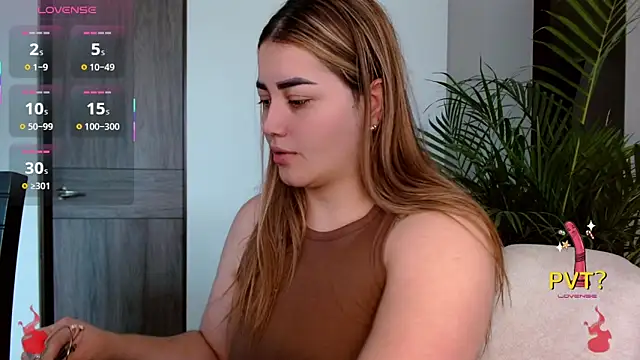 Lucia star   online show from 11/03/25, 04:08