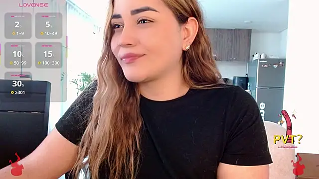 Lucia star   online show from 11/15/25, 02:46