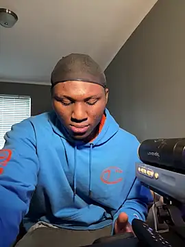 Festivitiesking1 online show from 12/19/25, 04:58