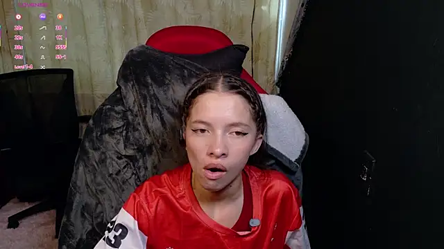 sweetdam12 online show from 12/15/25, 08:24