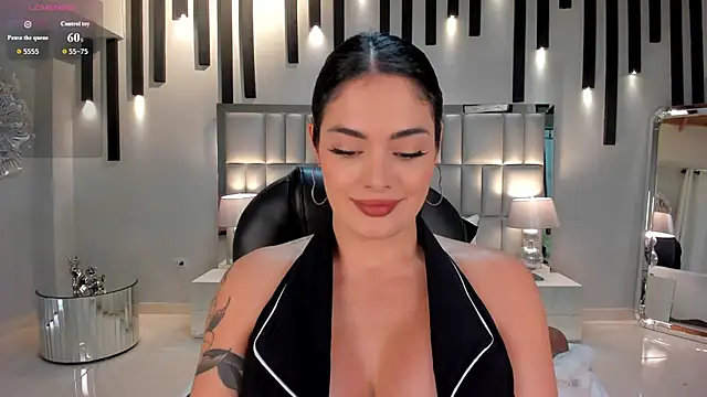 GiaFerrara online show from 12/22/25, 08:06