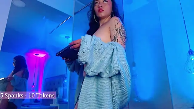 GigiVolkova online show from 01/17/25, 03:55