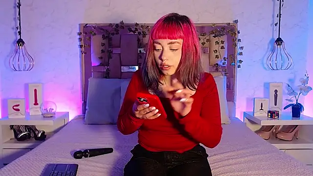 GigiVolkova online show from 10/13/25, 08:42