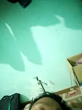 alwayshornyboy283 online show from 04/04/26, 09:23