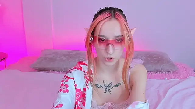 Snapshot of Doris_Scott chatting on 01/23/25, 11:26 Doris Scott online show from 01/23/25, 11:26