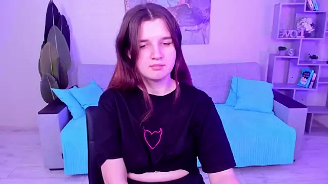 BonneyLove online show from 12/03/24, 09:01