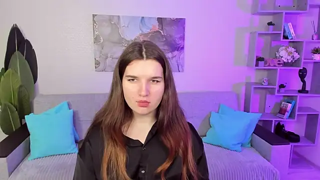 BonneyLove online show from 09/15/25, 05:24