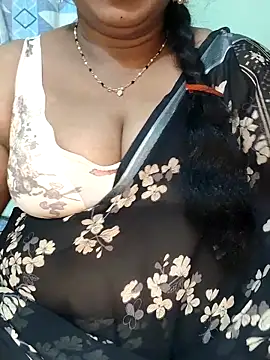 Snapshot of Indiandolly23 chatting on 03/23/26, 09:13 Indiandolly23 online show from 03/23/26, 09:13