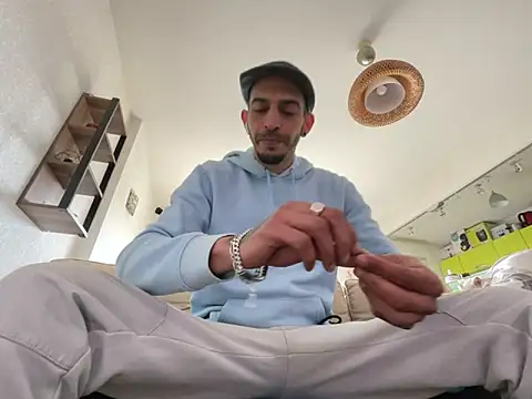 Rebeu313 online show from 03/13/25, 10:47