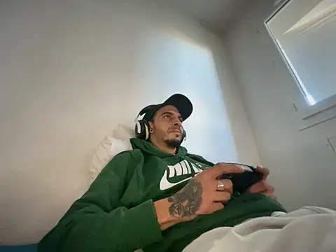 Rebeu313 online show from 11/18/25, 10:31