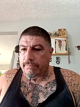 Snapshot of B_DOGG69 chatting on 01/19/25, 06:10 B DOGG69 online show from 01/19/25, 06:10