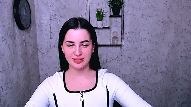 Snapshot of DivaKaily_ chatting on 02/06/25, 09:32 DivaKaily online show from 02/06/25, 09:32