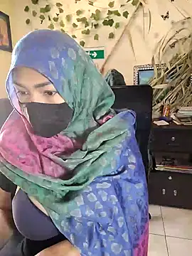 Snapshot of NAJWA-ARAB chatting on 12/04/24, 02:37 NAJWA-ARAB online show from 12/04/24, 02:37