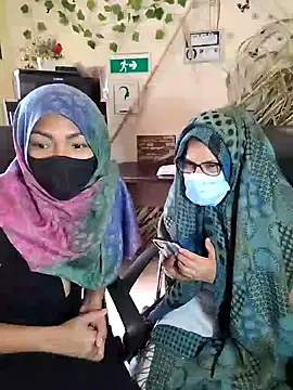 Snapshot of NAJWA-ARAB chatting on 12/19/24, 05:40 NAJWA-ARAB online show from 12/19/24, 05:40