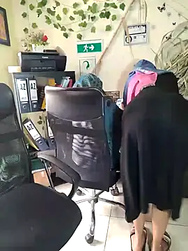 Snapshot of NAJWA-ARAB chatting on 12/23/24, 02:50 NAJWA-ARAB online show from 12/23/24, 02:50