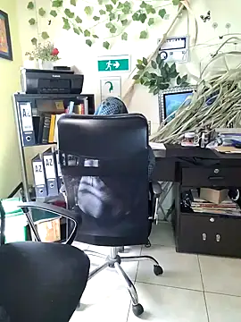 Snapshot of NAJWA-ARAB chatting on 01/20/25, 05:27 NAJWA-ARAB online show from 01/20/25, 05:27