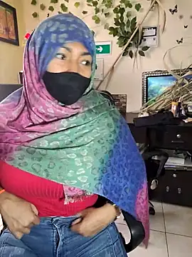 Snapshot of NAJWA-ARAB chatting on 02/17/25, 02:04 NAJWA-ARAB online show from 02/17/25, 02:04