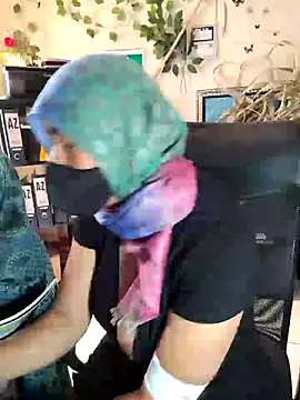 Snapshot of NAJWA-ARAB chatting on 02/19/25, 05:49 NAJWA-ARAB online show from 02/19/25, 05:49