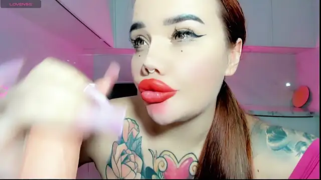 Snapshot of Aira_vi chatting on 12/06/24, 02:24 Aira vi online show from 12/06/24, 02:24