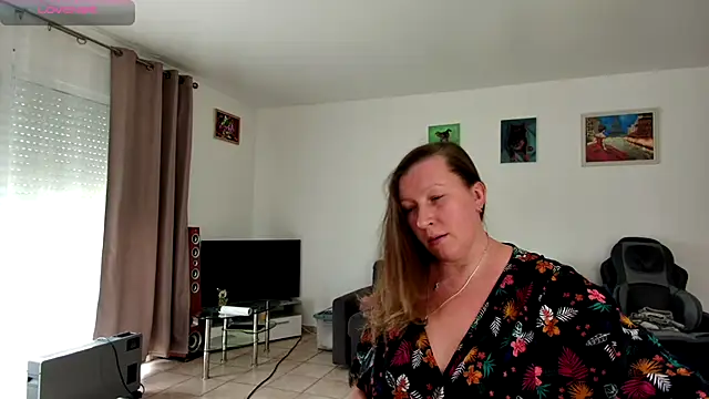YOUR ELENA online show from 01/20/25, 10:40