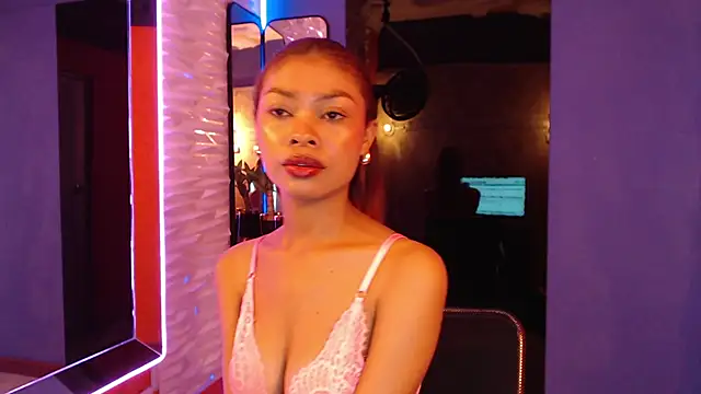 Perla prg online show from 02/20/25, 03:19