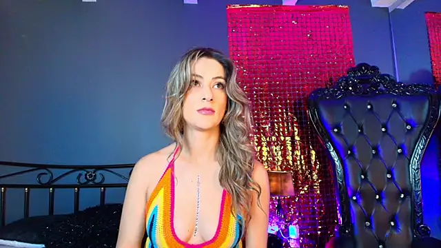 AryTorres  online show from 10/15/25, 10:37