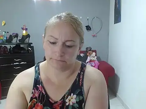 Snapshot of emperabigbootybigass chatting on 02/12/25, 06:51 emperabigbootybigass online show from 02/12/25, 06:51