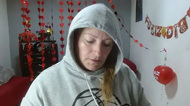 Snapshot of emperabigbootybigass chatting on 02/15/25, 12:11 emperabigbootybigass online show from 02/15/25, 12:11