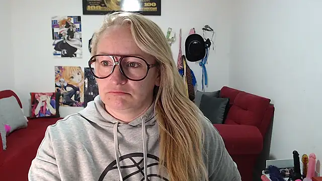 Snapshot of emperabigbootybigass chatting on 10/17/25, 12:08 emperabigbootybigass online show from 10/17/25, 12:08