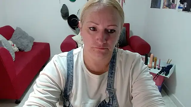 emperabigbootybigass online show from 01/15/26, 06:11