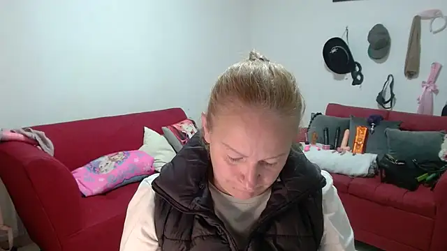 emperabigbootybigass online show from 02/11/26, 12:32