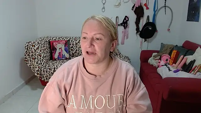 emperabigbootybigass online show from 04/06/26, 12:28