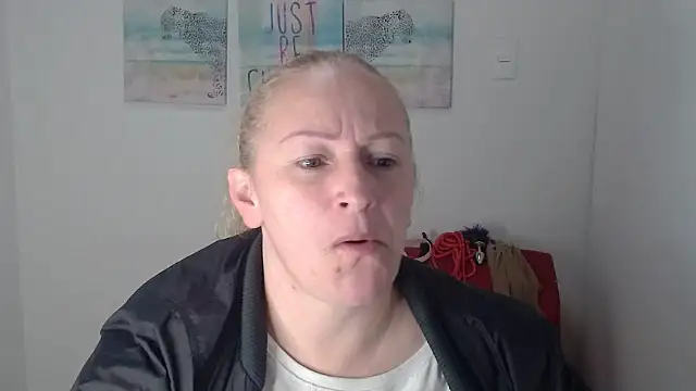 emperabigbootybigass online show from 04/17/26, 12:19