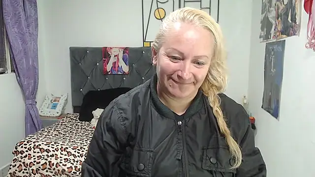 emperabigbootybigass online show from 07/16/26, 12:33