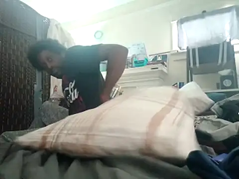 DevinToore online show from 11/08/25, 07:01