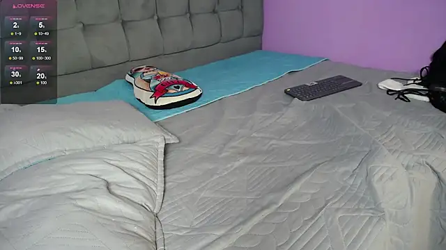 Snapshot of MadameDamn chatting on 02/22/25, 06:52 MadameDamn online show from 02/22/25, 06:52