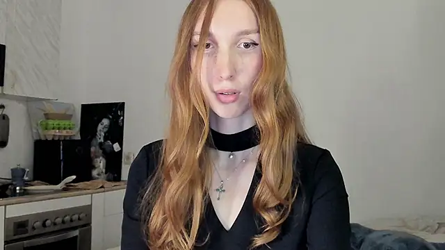 Snapshot of LisaIcon chatting on 02/12/26, 08:37 LisaIcon online show from 02/12/26, 08:37