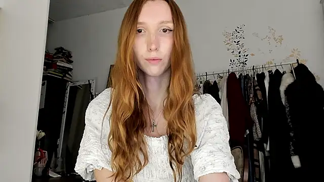 Snapshot of LisaIcon chatting on 03/09/26, 08:57 LisaIcon online show from 03/09/26, 08:57