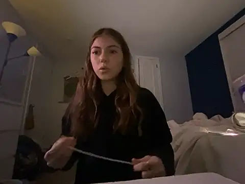 emilycoco online show from 12/13/24, 07:25