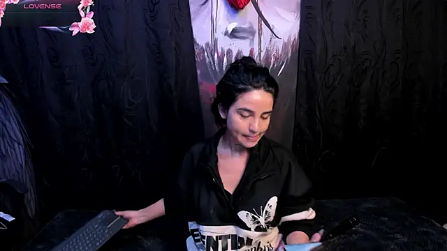 Kylie-fox online show from 09/26/25, 12:03
