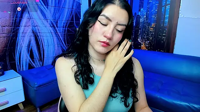 Snapshot of Violetaa_diazz chatting on 12/29/24, 12:20 Violetaa diazz online show from 12/29/24, 12:20