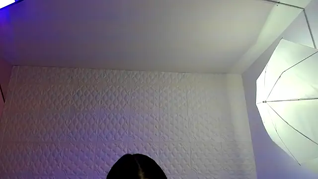 Violetaa diazz online show from 11/19/25, 09:26